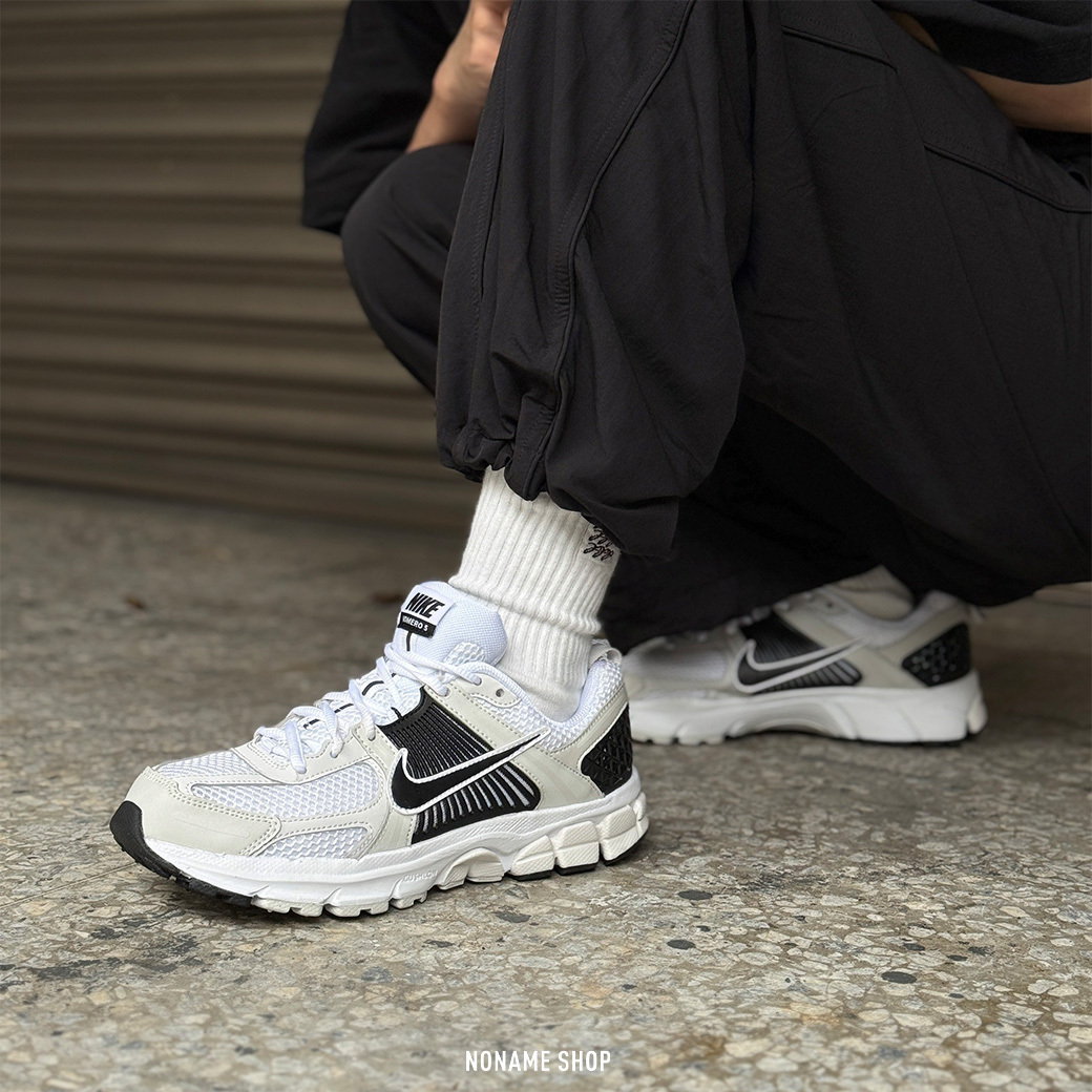 NIKE ZOOM VOMERO 5 "Metallic Platinum Black" GS 復古 老爹 黑白 (GS/大童)