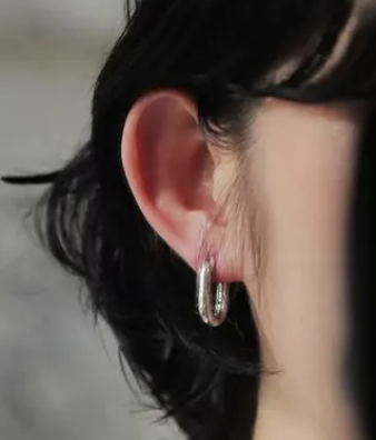 Model 22 Earring | A