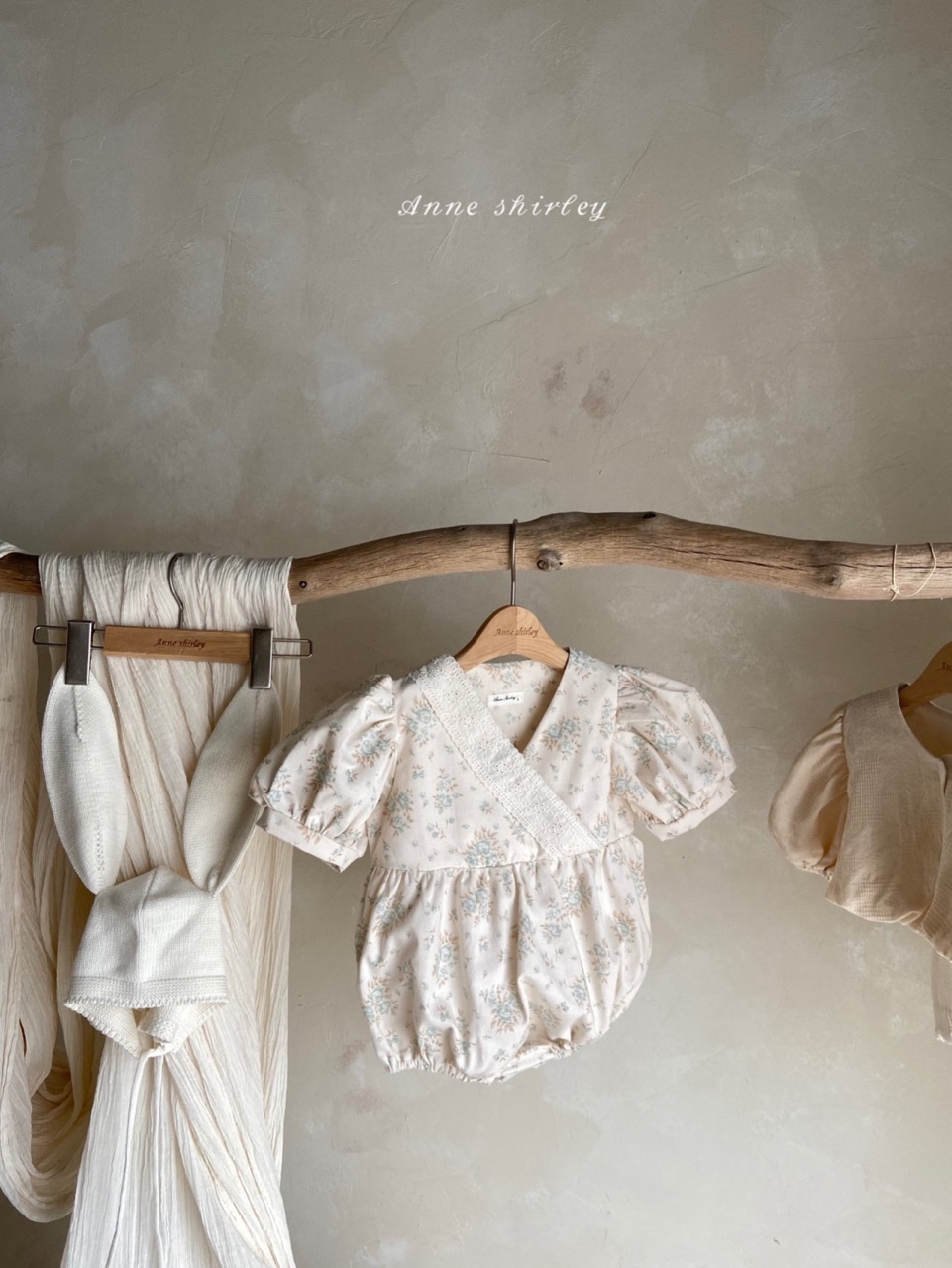 Anneshirley - Flower Suit