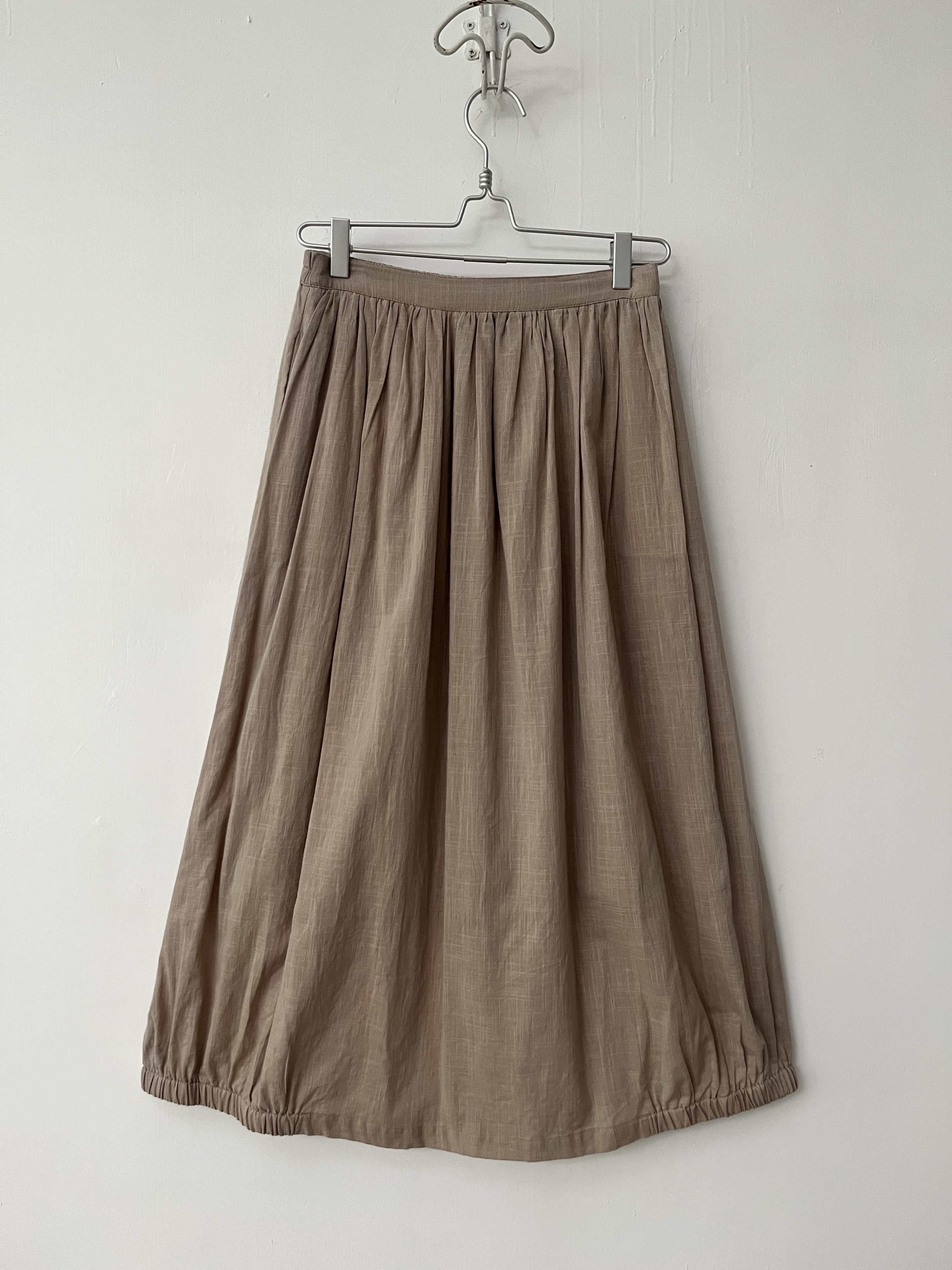 淺褐色半橡筋裙