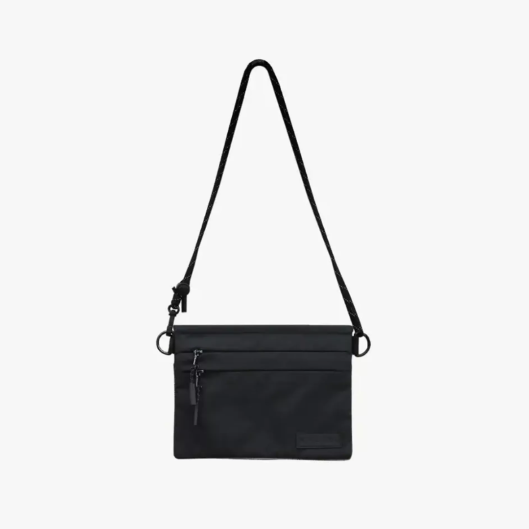 【KPLUS】多功能隨身小包 / 經典黑