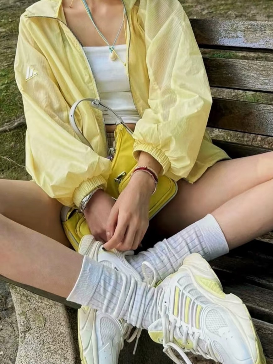 <夏天必備> Adidas 防潑水 輕薄 連帽防曬外套