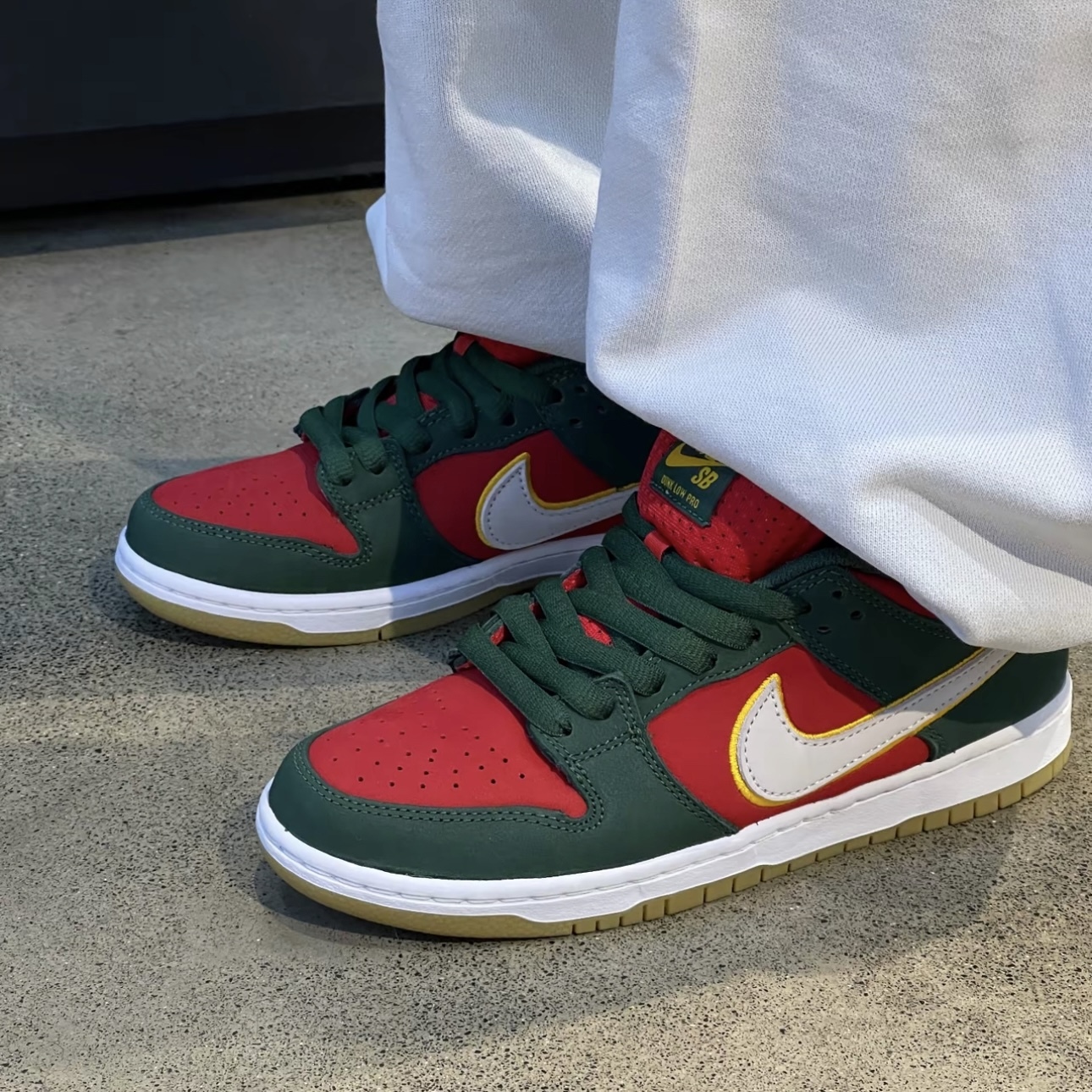 NIKE SB DUNK FIR AND FIRE RED 西雅圖 冷杉綠 紅綠 低筒鞋 男鞋 FZ1287-300