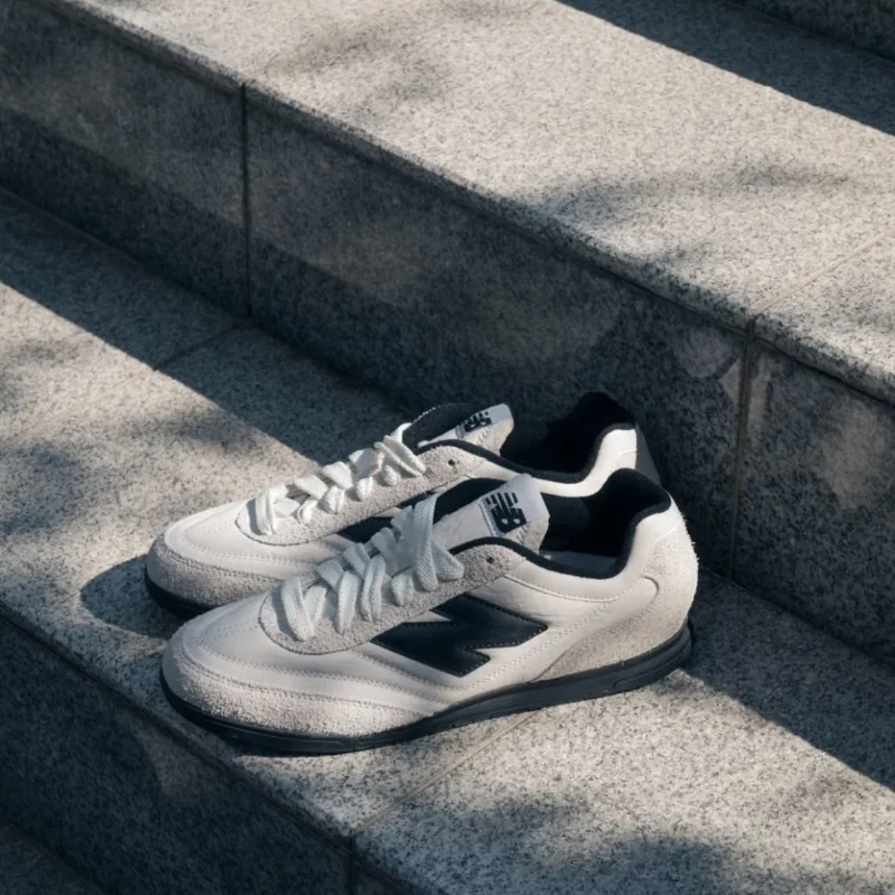 niko and...x NEW BALANCE RC42 字母鞋帶 聯名款 毛邊 黑白 復古鞋 男女同款 URC42NAL