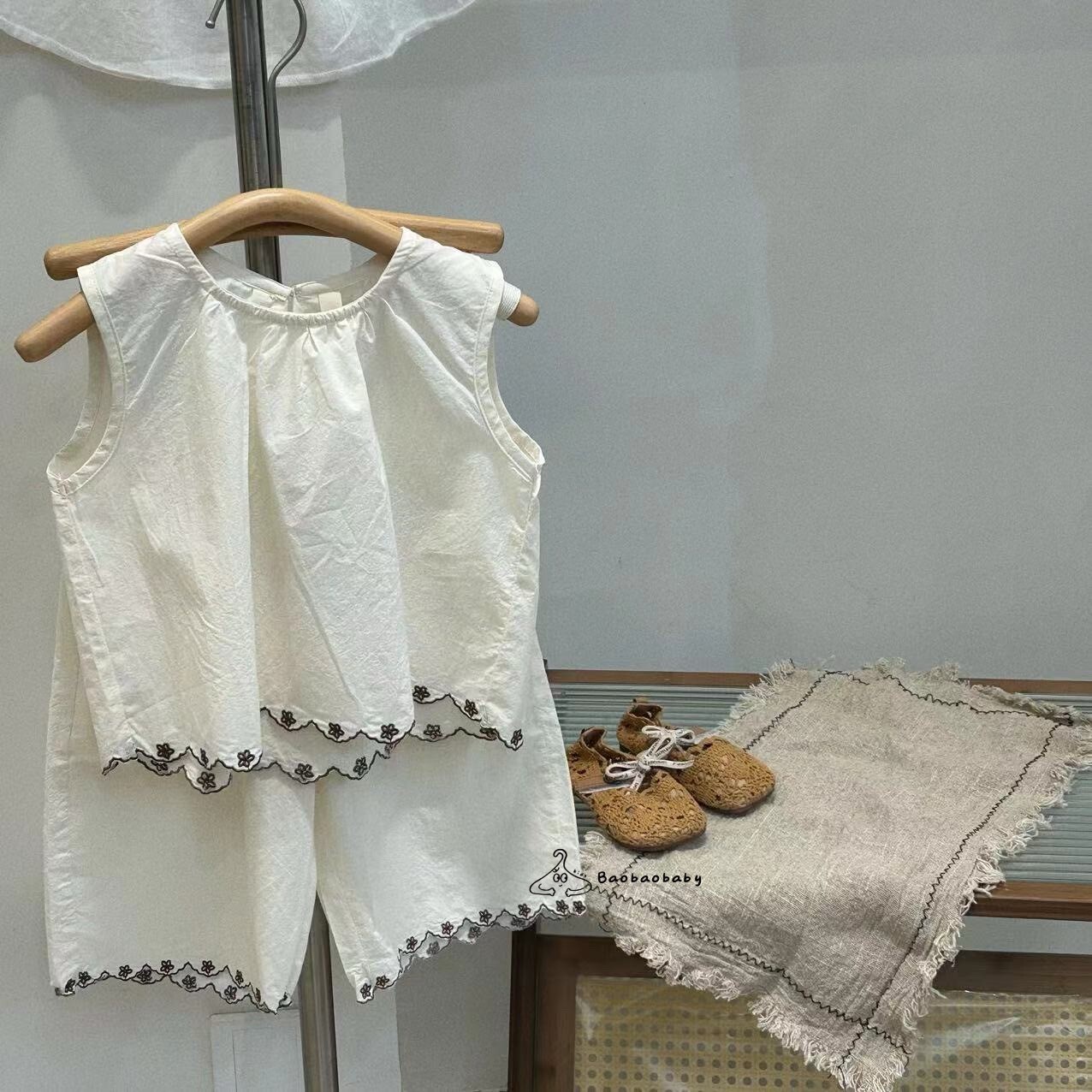 小花邊涼風背心 / 小花褲