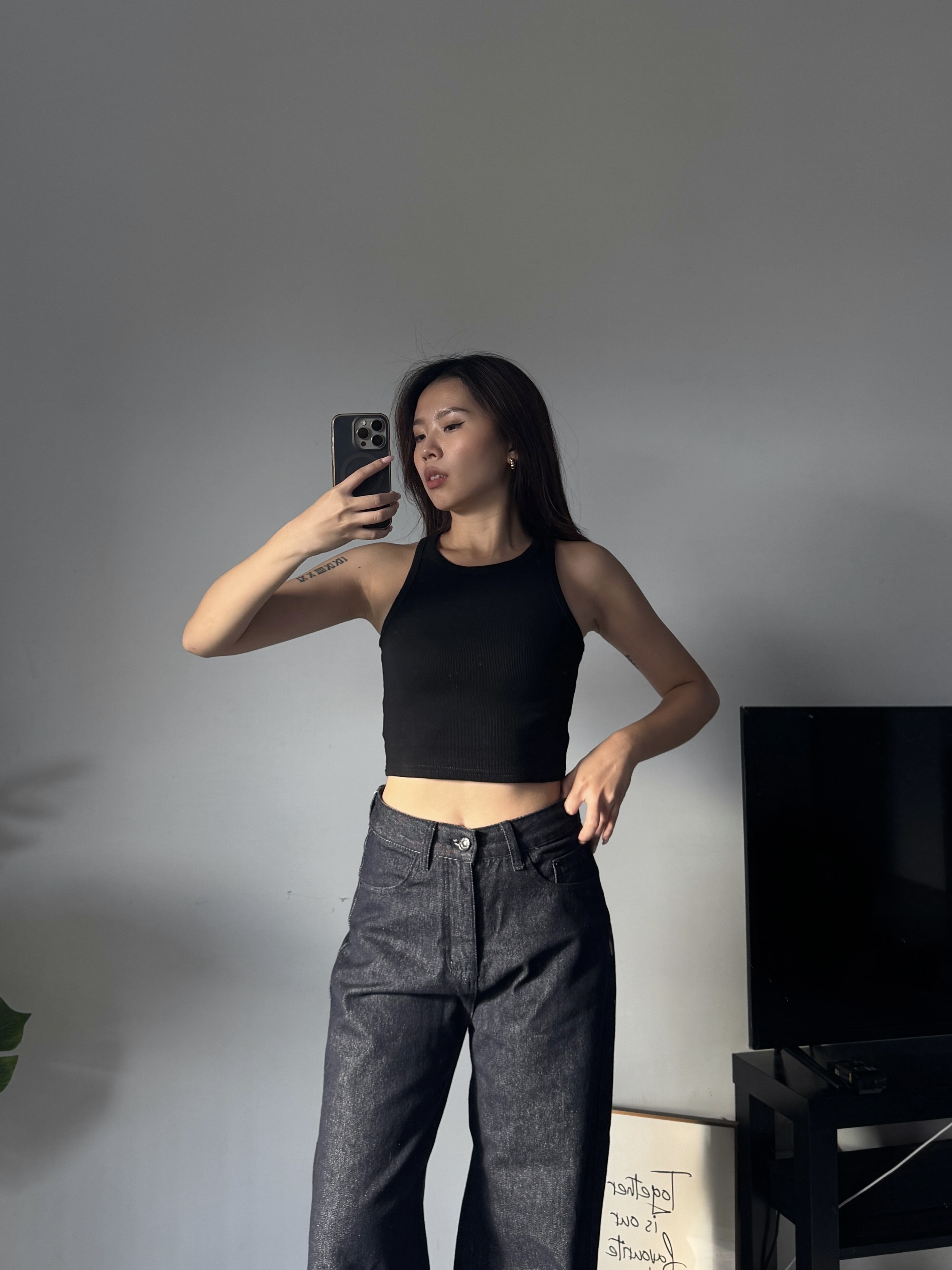 入店必買🛒 歐美純色削肩背心