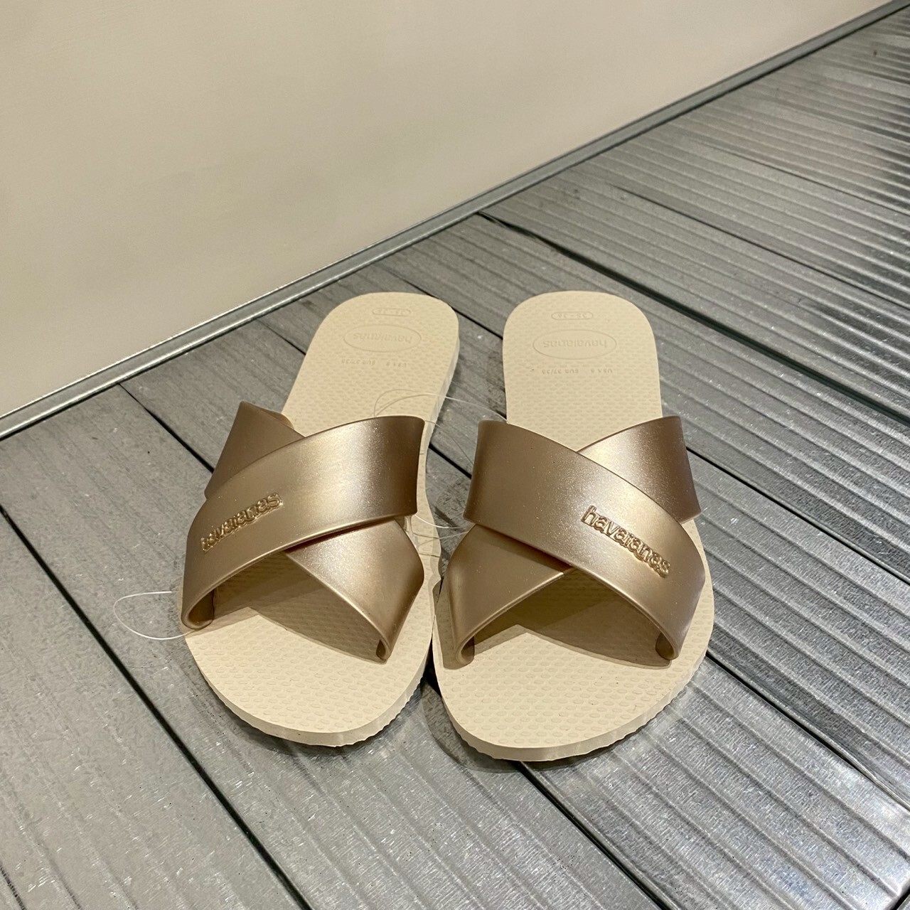 Havaianas哈瓦仕 拖鞋 涼鞋 復古 交叉鞋帶 米白 Aqua Metallic 4148866-0121W
