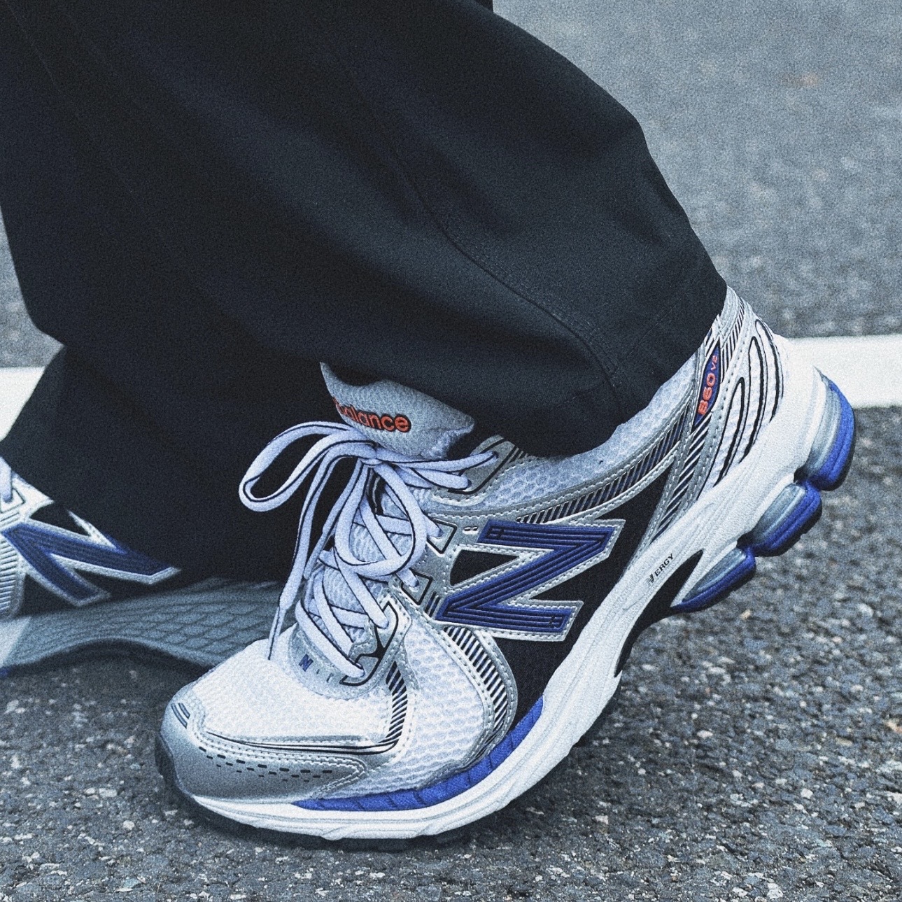 NEW BALANCE 860 海洋藍 灰銀 復古 D楦 休閒 運動 ML860XB