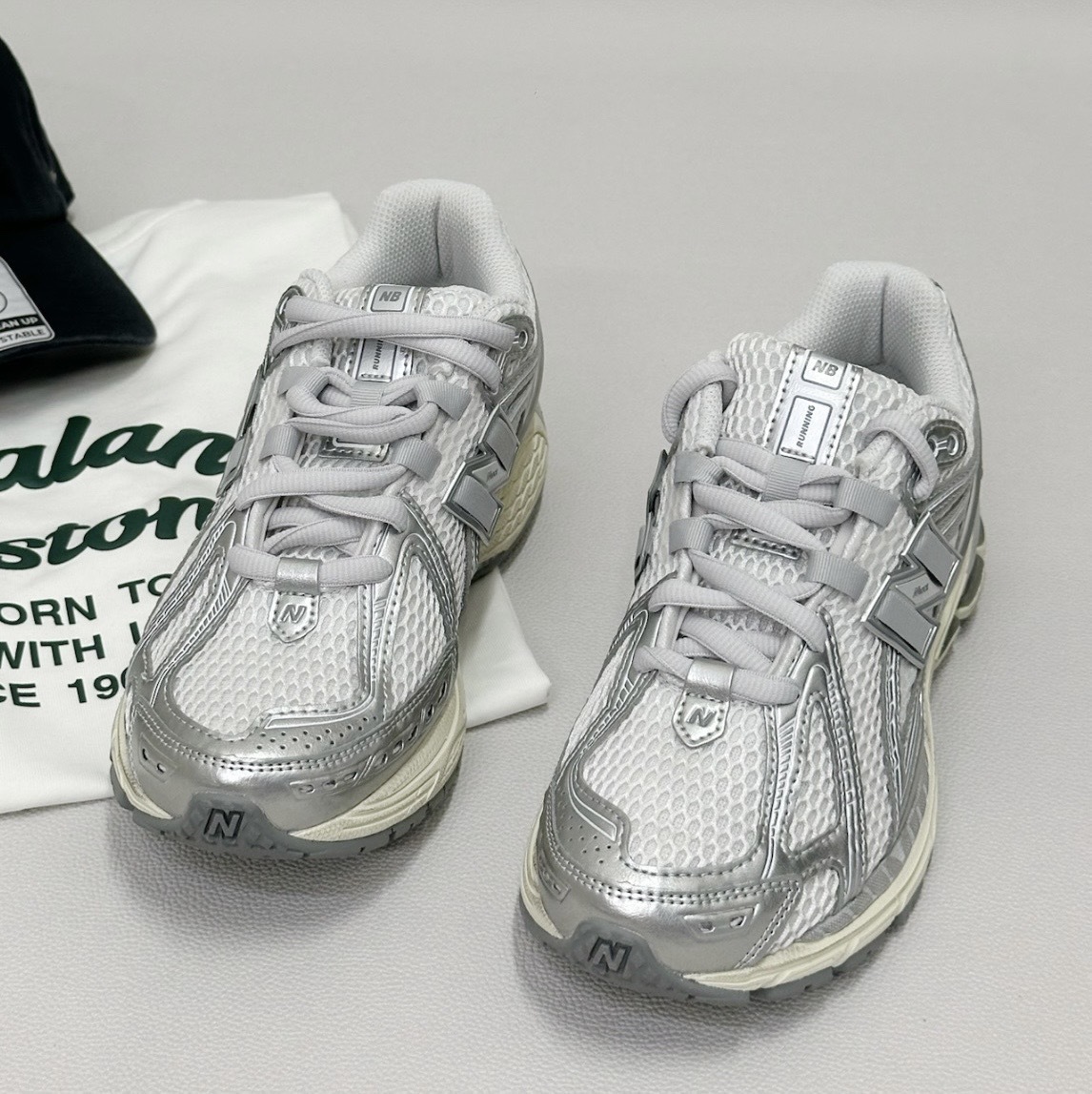 NEW BALANCE 1906R 奶油灰 灰銀 髒髒灰 復古 休閒 運動 U1906RGC