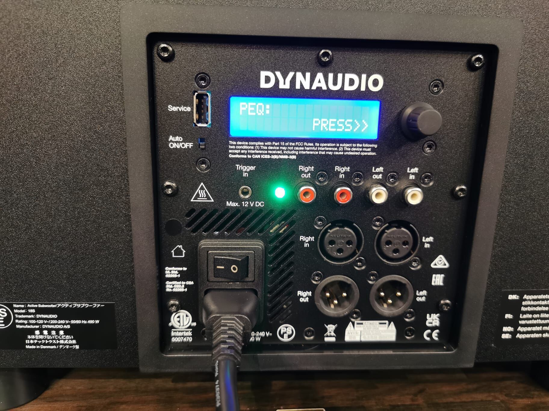 Dynauido Pro 18S超低音揚聲器的PEQ / EQ等化設定
