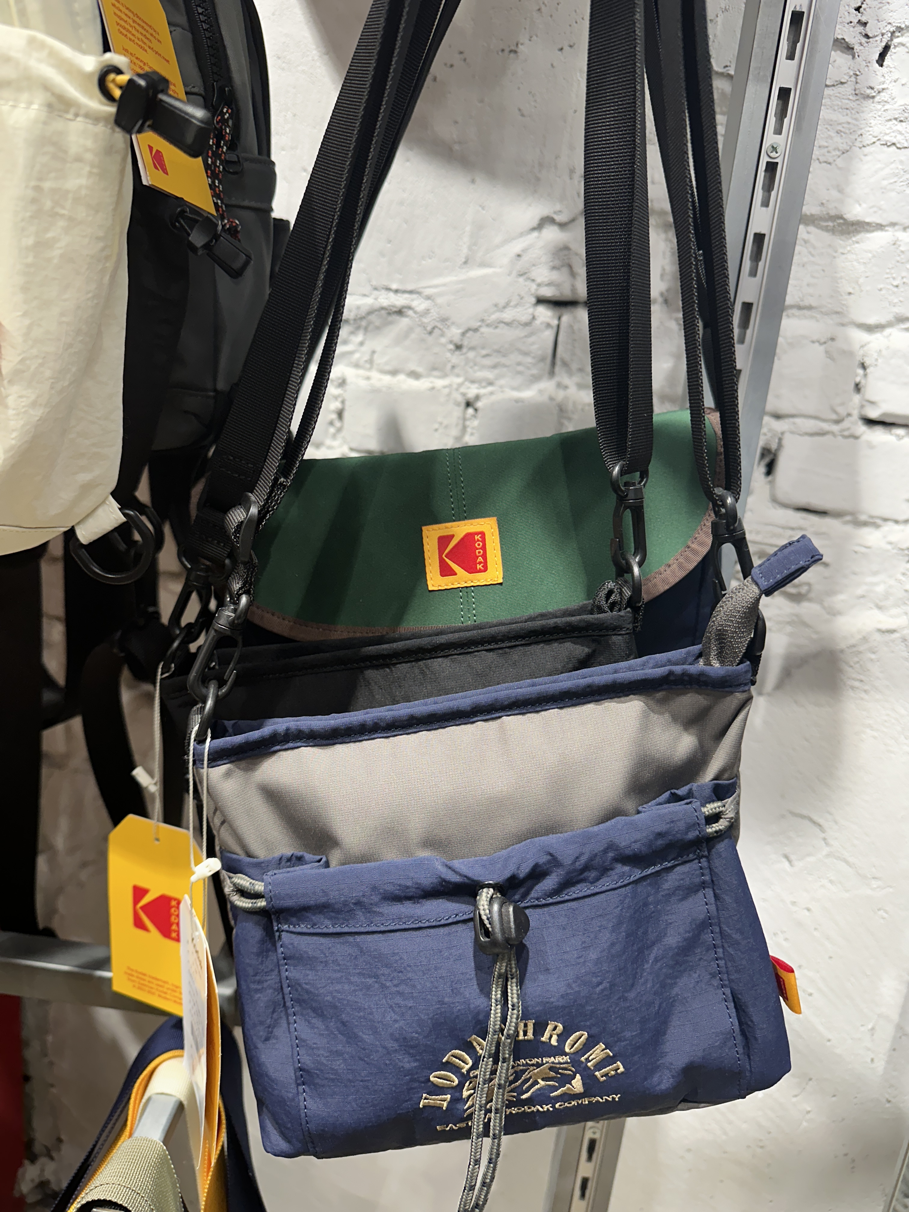【現貨】Kodak Ripstop 拼接束口梯型 側背包 小包 K5243LBG30