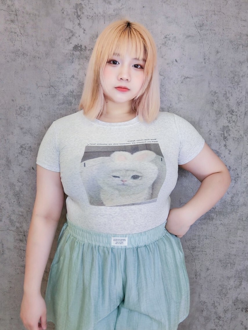眨眼貓貓短版T