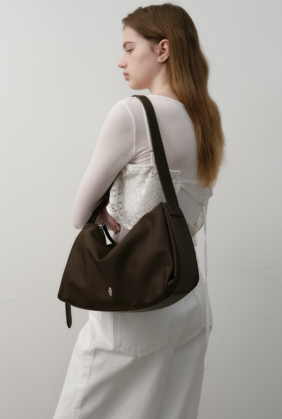 【OSTKAKA】 SOFT SHOULDER NYLON Ostkaka Soft Shoulder Bag