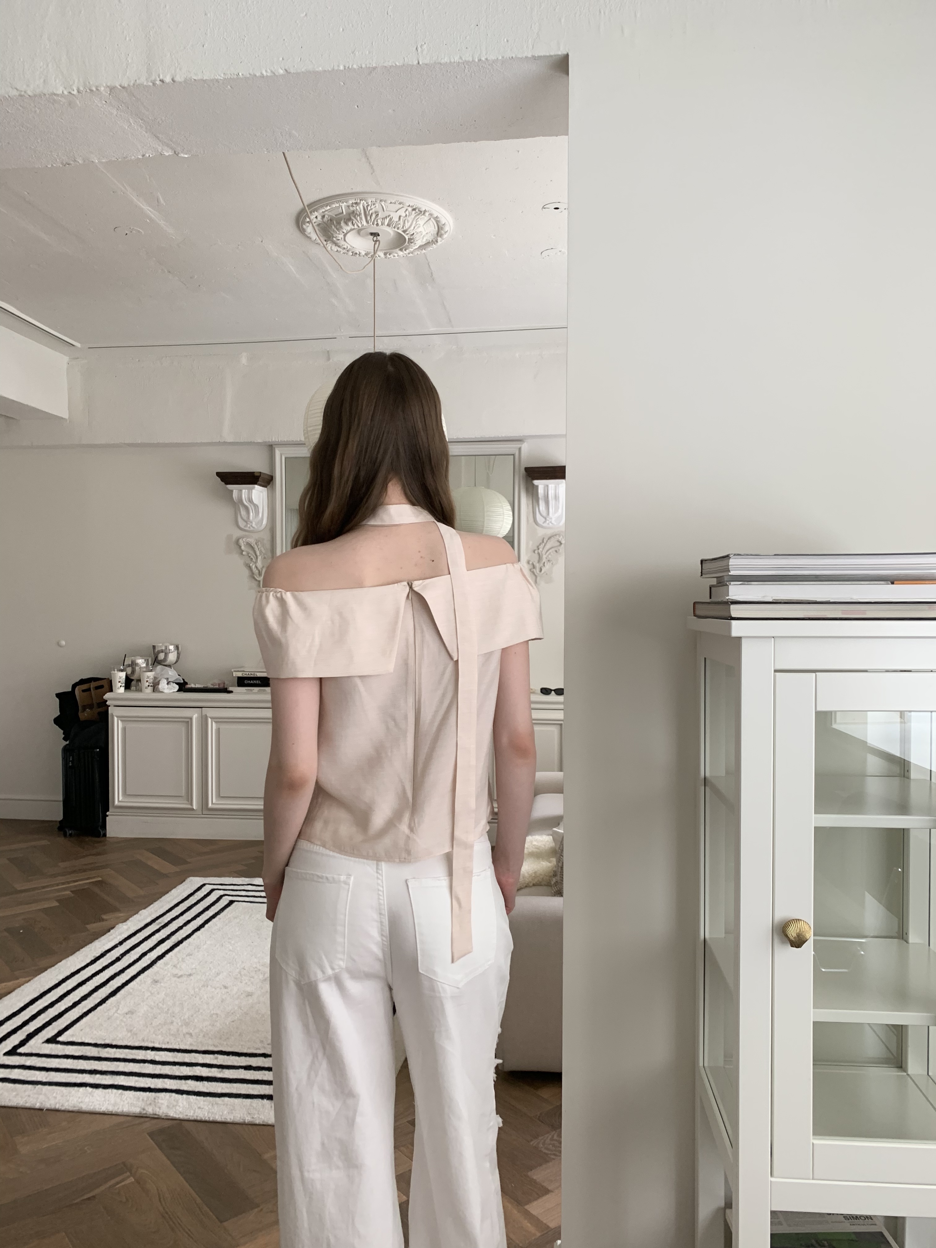 T20 赫本平口短袖繞脖上衣