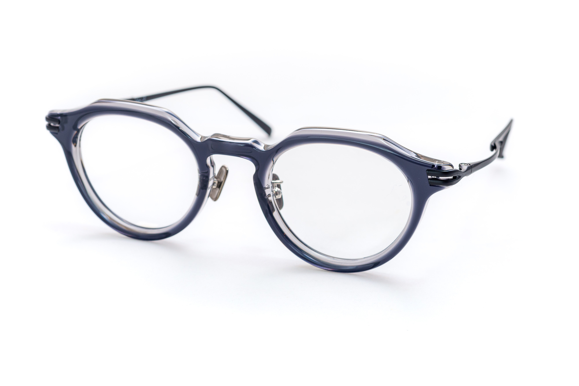 One/Three - CT-01 - Color.2