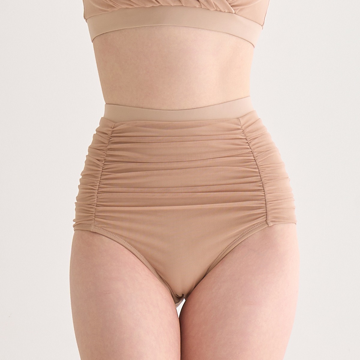 Venus High Shorts - Nudy Beige