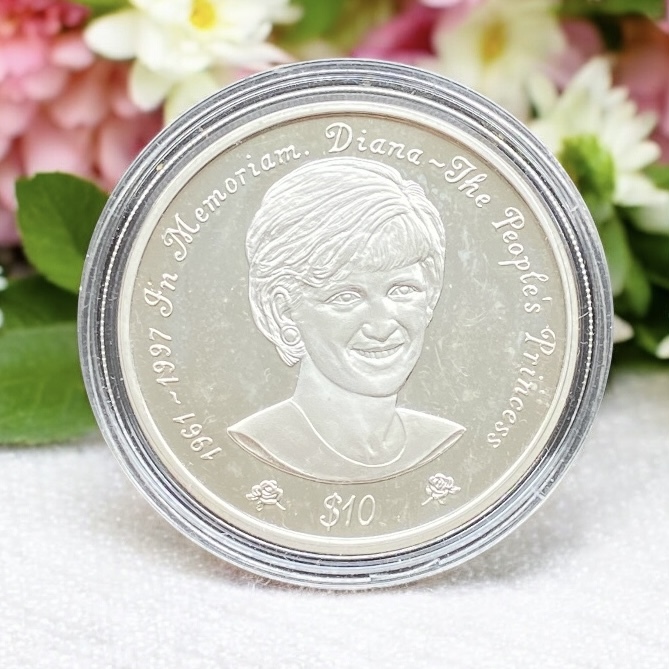 1997 Niue Island Elizabeth II Princess Diana $10 Silver Coin (92.5% silver)