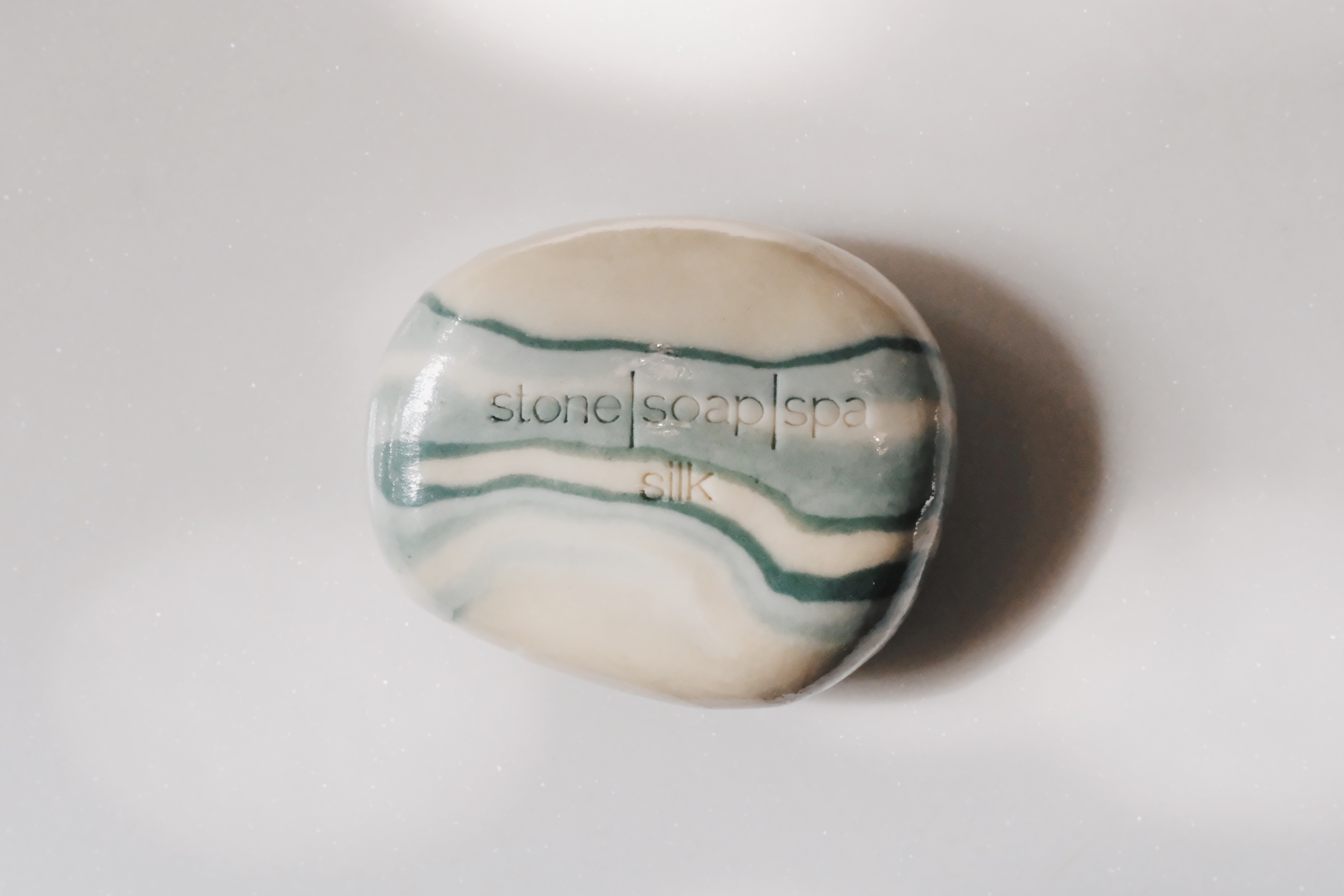 Stone Soap Spa｜鵝卵石香氛輕柔磨砂皂｜舊時晨調