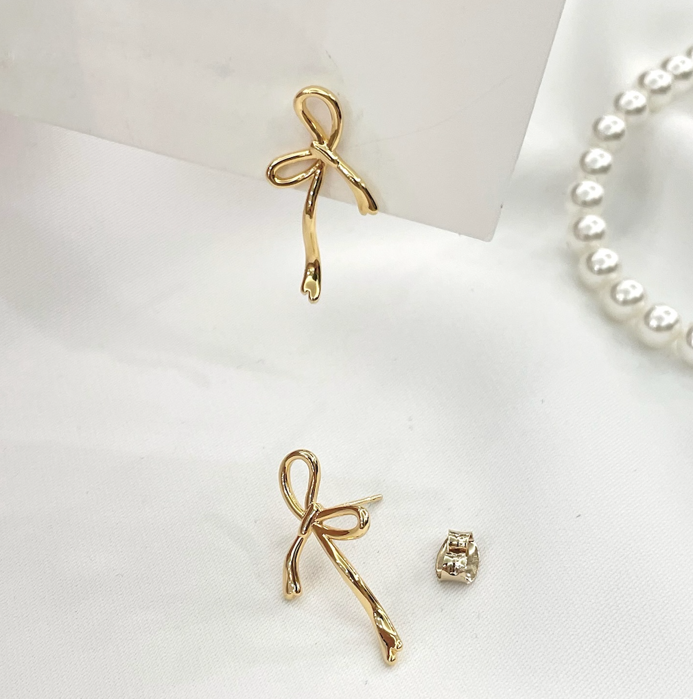 金屬蝴蝶結耳環