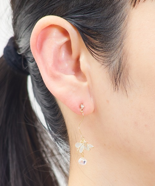 透明感花形彩珠耳環