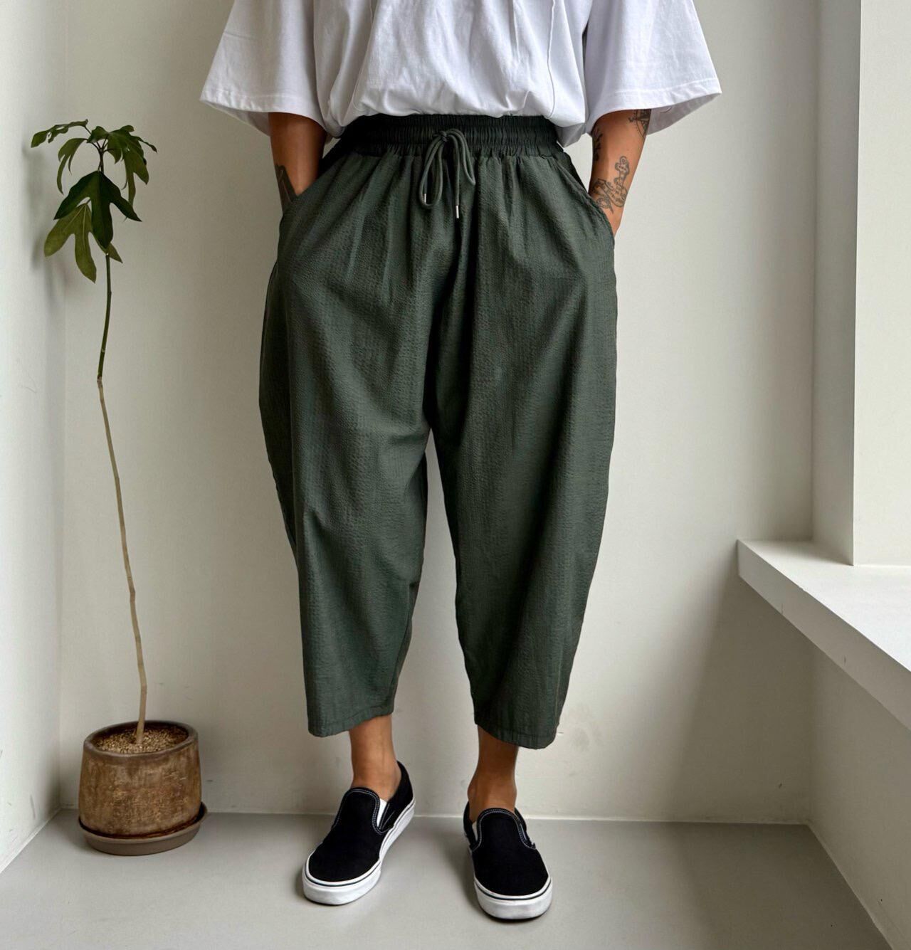 淨色鬆身褲 PEACOCK-142P