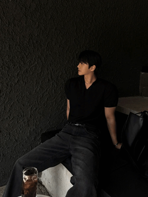 肌肉貼合涼爽短袖針織衫