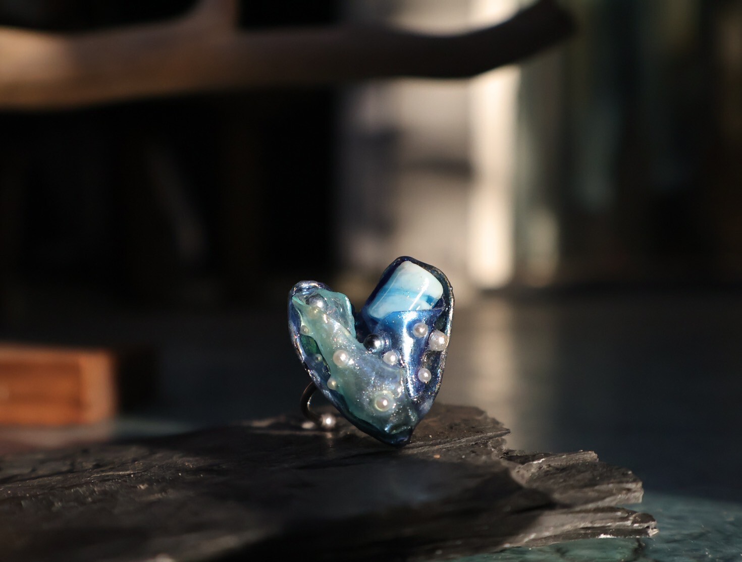 The Lovely Rings / 再生系列戒指 - 海洋包圍的琉璃珠