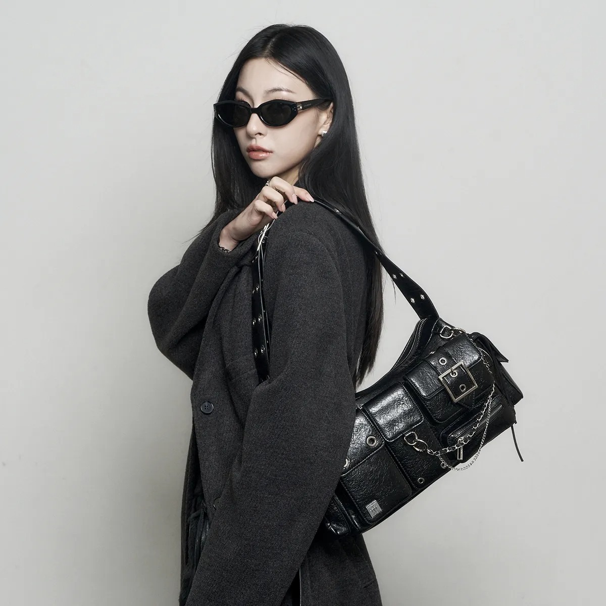 ★早期完売★BLACKPURPLE★Fortress Bag★日本未入荷★大人気★ BLACK PURPLE Fortress Bag