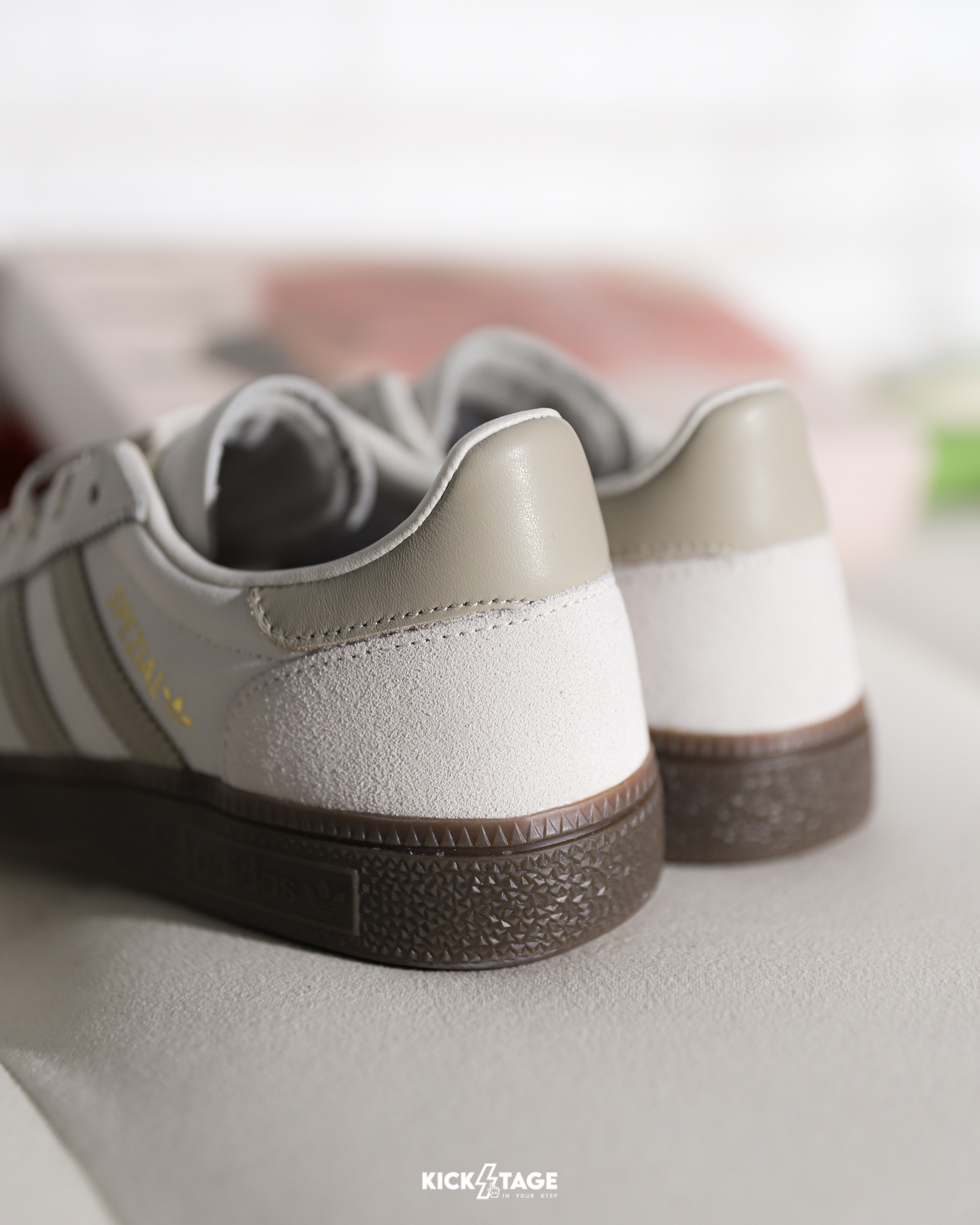 ADIDAS HANDBALL SPEZIAL 焦糖奶茶麂皮復古焦糖底德訓鞋休閒鞋【JI2644】