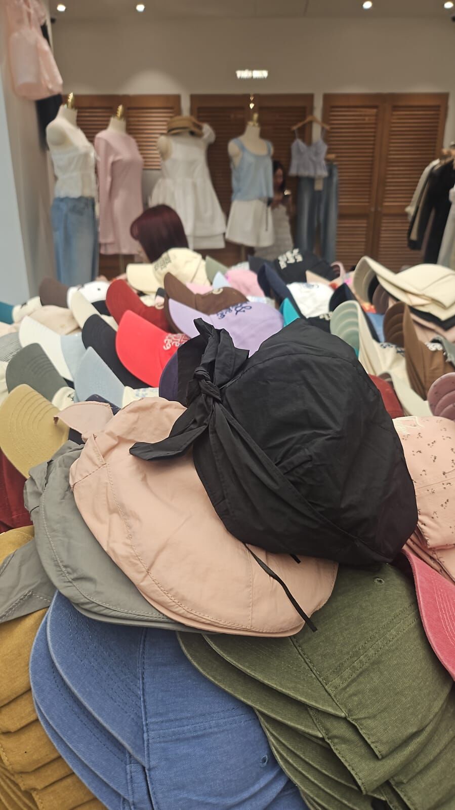 TH4453 風褸料貝雷帽