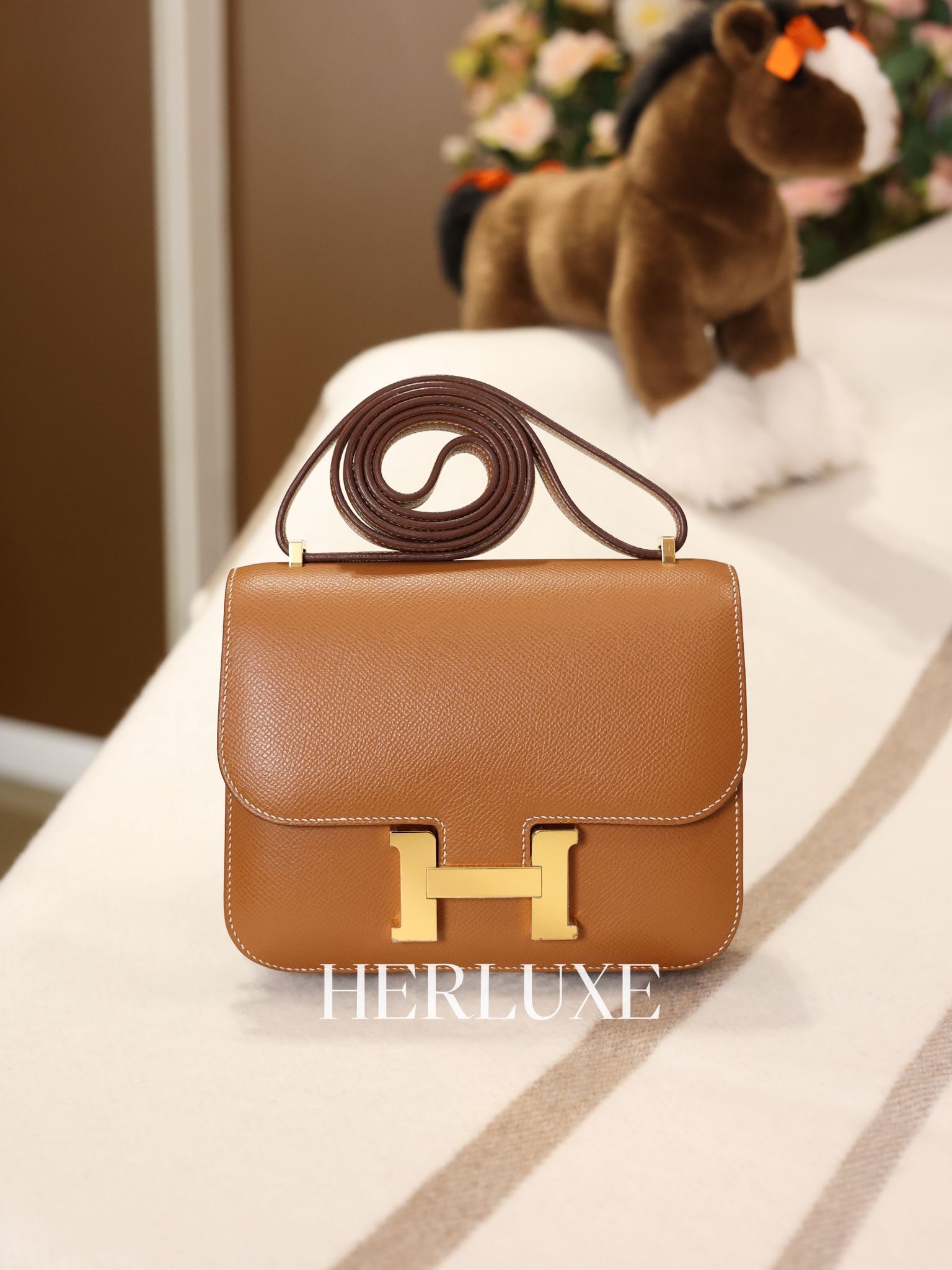 Constance mini mirror 37 gold cc epsom U 無鏡（二手 99%new）