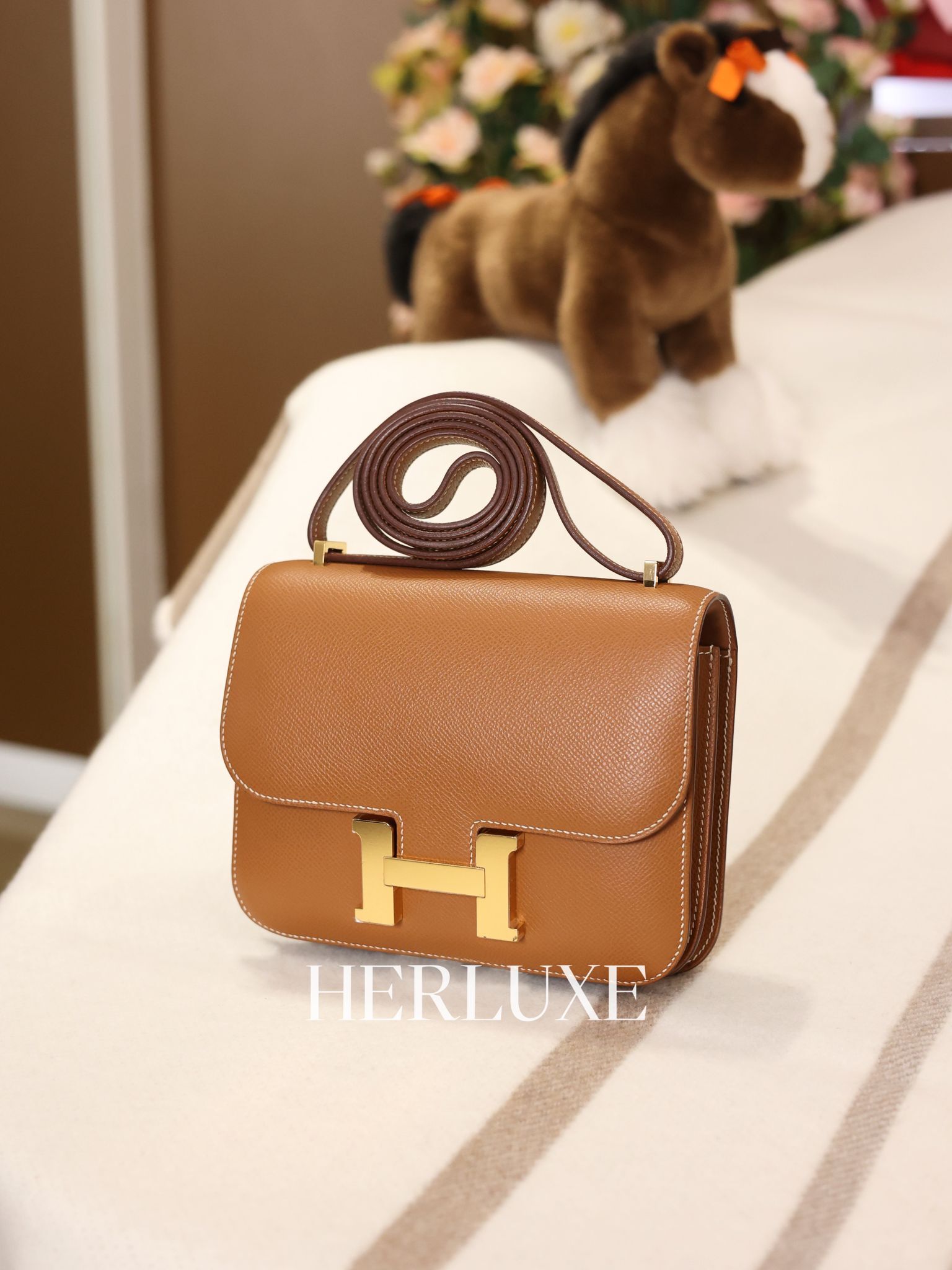 Constance mini mirror 37 gold cc epsom U 無鏡（二手 99%new）