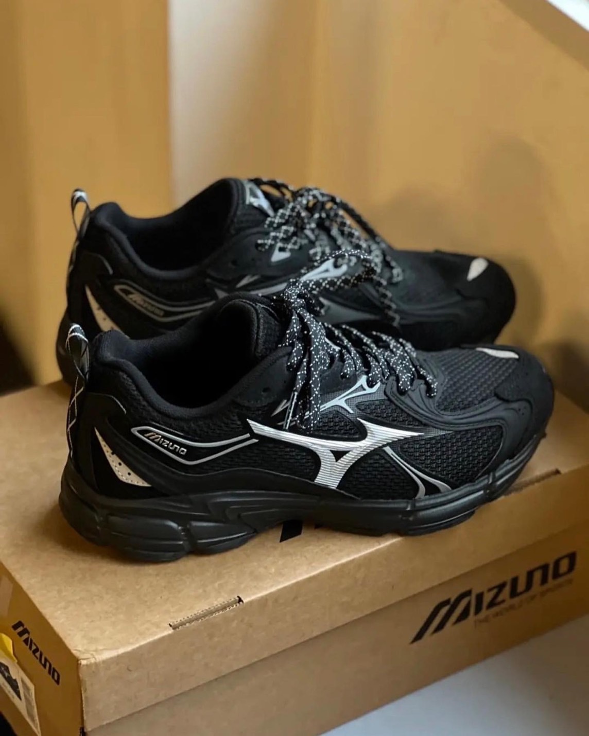 Mizuno Speed 10S Black 黑銀 透氣緩震 復古運動鞋 D1GH240605