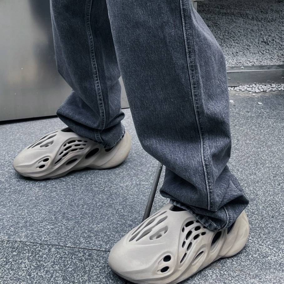 ADIDAS YEEZY FOAM RNNR STONE SAGE 石淺棕 鼠尾草 洞洞鞋 GX4472