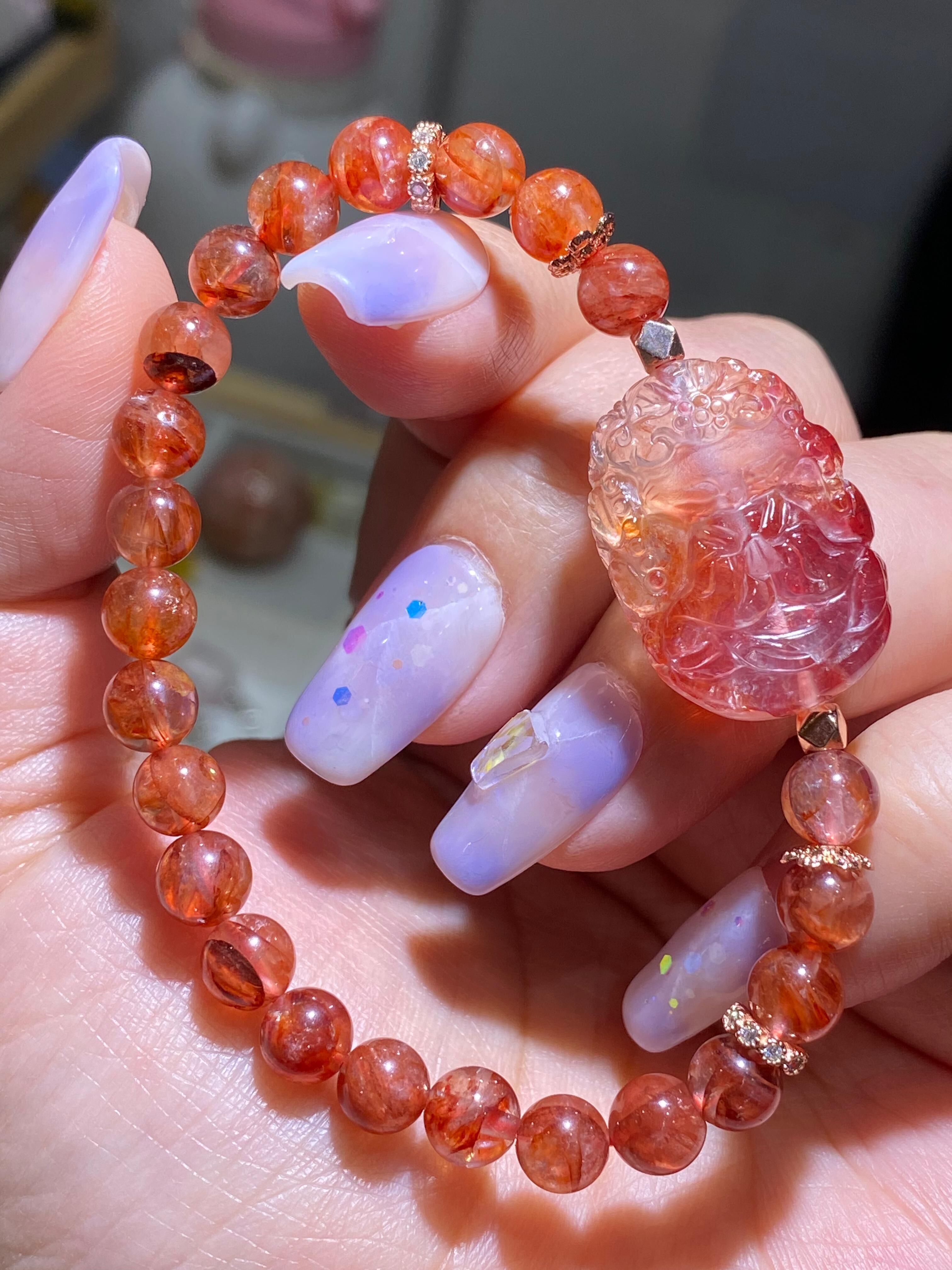 紅膠花修仙九尾手狐