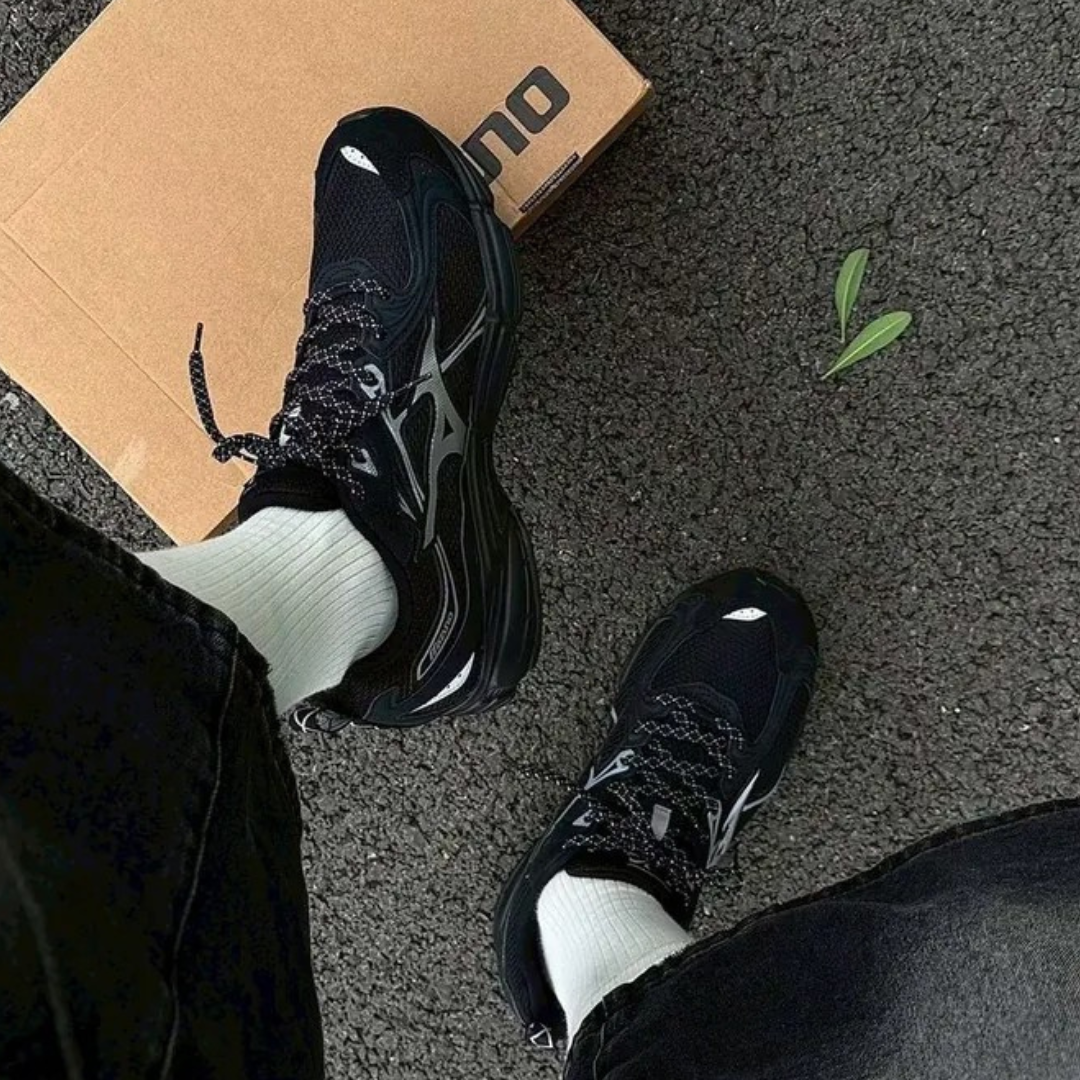 "代購" Mizuno Speed 10S 黑魂 男女復古鞋  D1GH240605