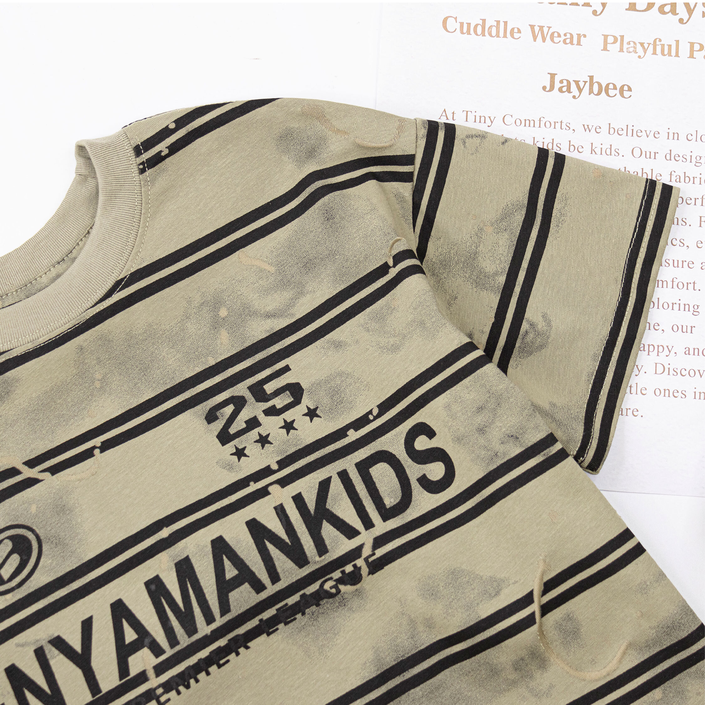 【H50144】帥氣噴墨字母條紋上衣