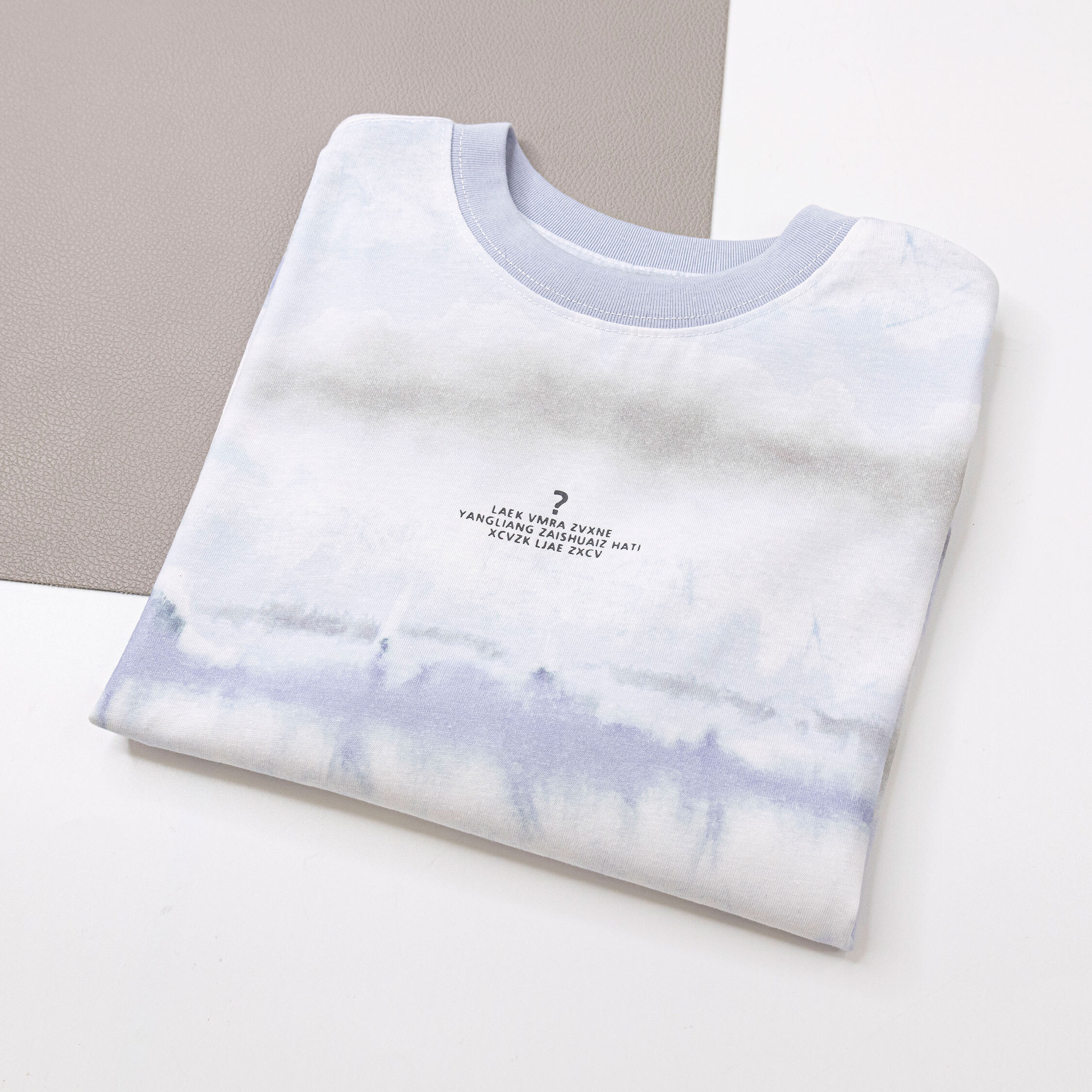 【H50133】水墨層次暈染流行英字舒適上衣/短T