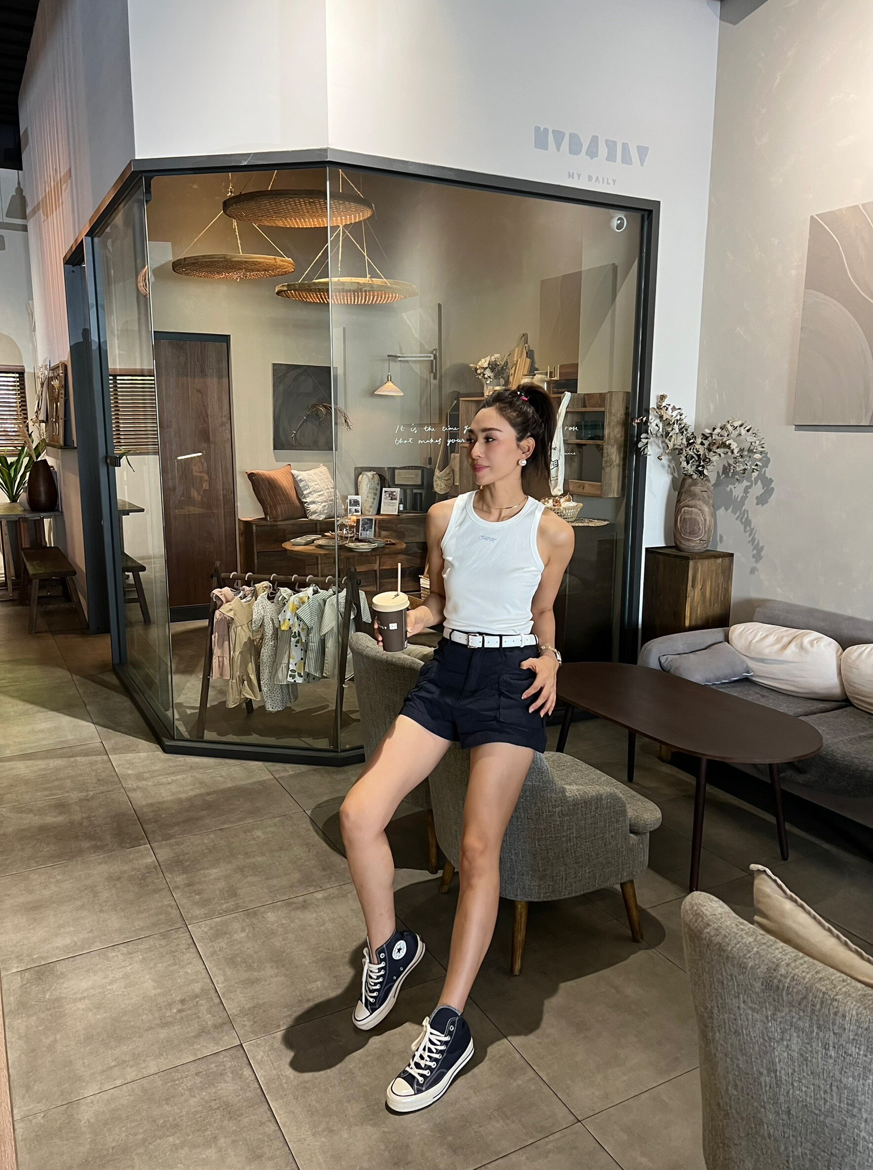 100%純亞麻藏藍短褲