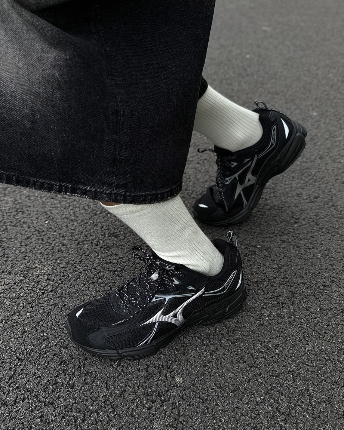 Mizuno Speed 10S BLACK 復古運動鞋慢跑鞋 黑 D1GH240605