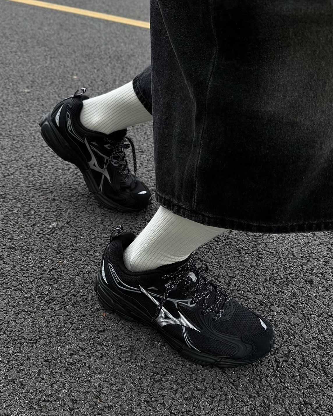 Mizuno Speed 10S BLACK 復古運動鞋慢跑鞋 黑 D1GH240605