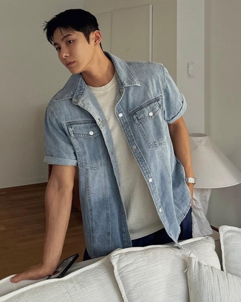 淨色牛仔短袖恤衫 S2324