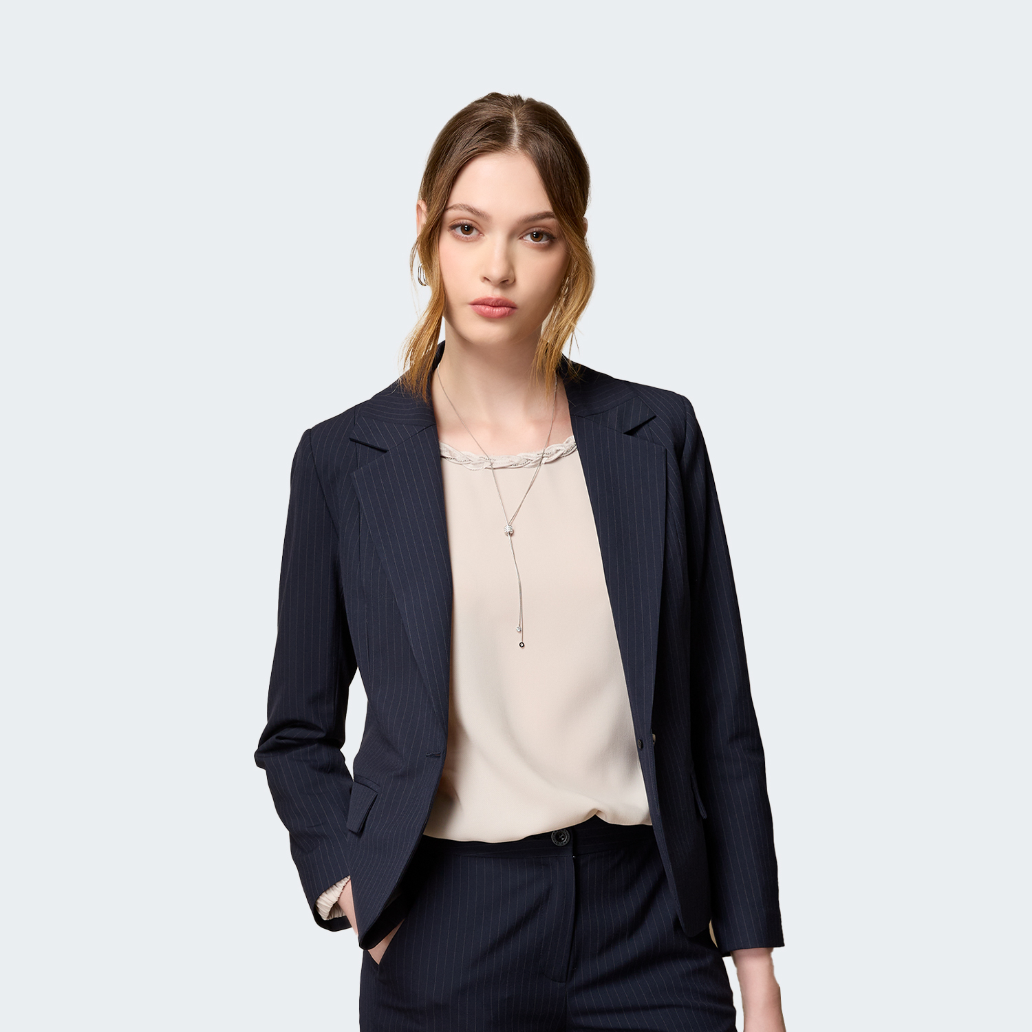 日式細緻條紋西裝外套