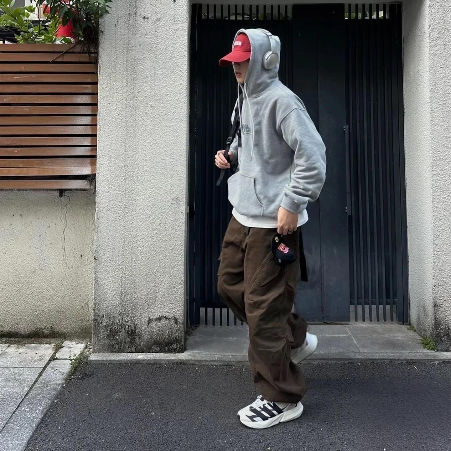 ADIDAS LIGHTBLAZE 慢跑鞋 [男生限時勁減!]