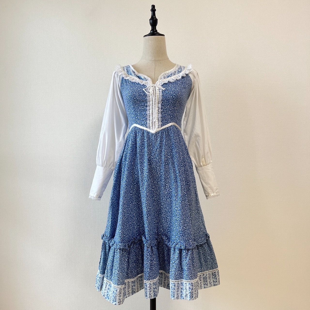 藍色浪漫小碎花古著連身裙