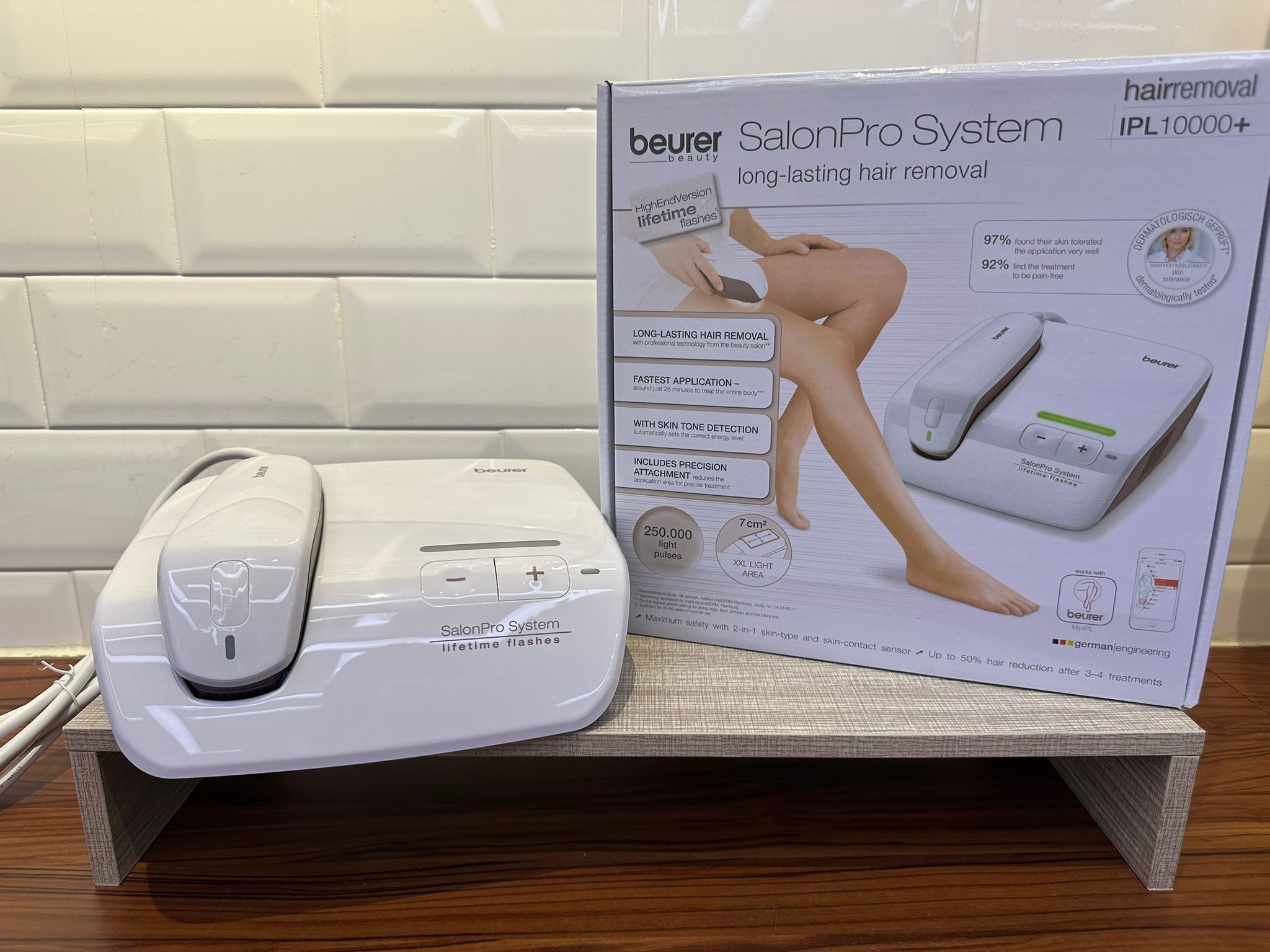 【預訂】LL060700 BEURER IPL10000+ SalonPro 脫毛機 (回贈$400購物金)