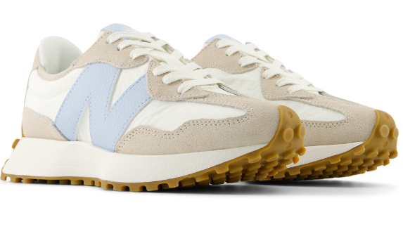 New Balance Women’s 327 Retro Sneakers | Trendy Chunky Sole Lifestyle Shoes for Everyday Street Style (JUN25)