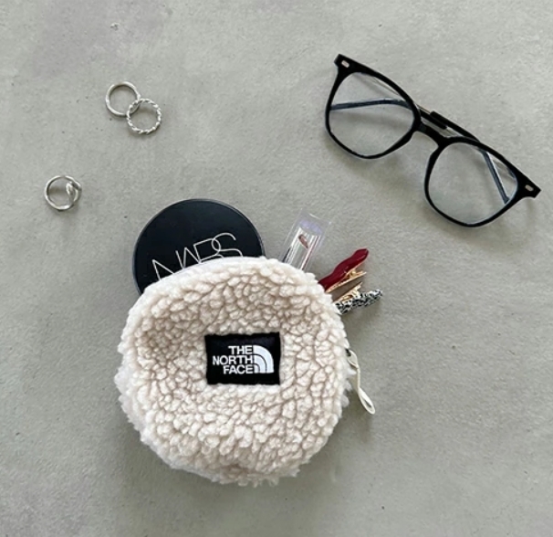 現貨 韓國THE NORTH FACE 白標 ROUND MINI 迷你 小圓包 零錢包 ROUND MINI 絨毛小圓包 奶茶色