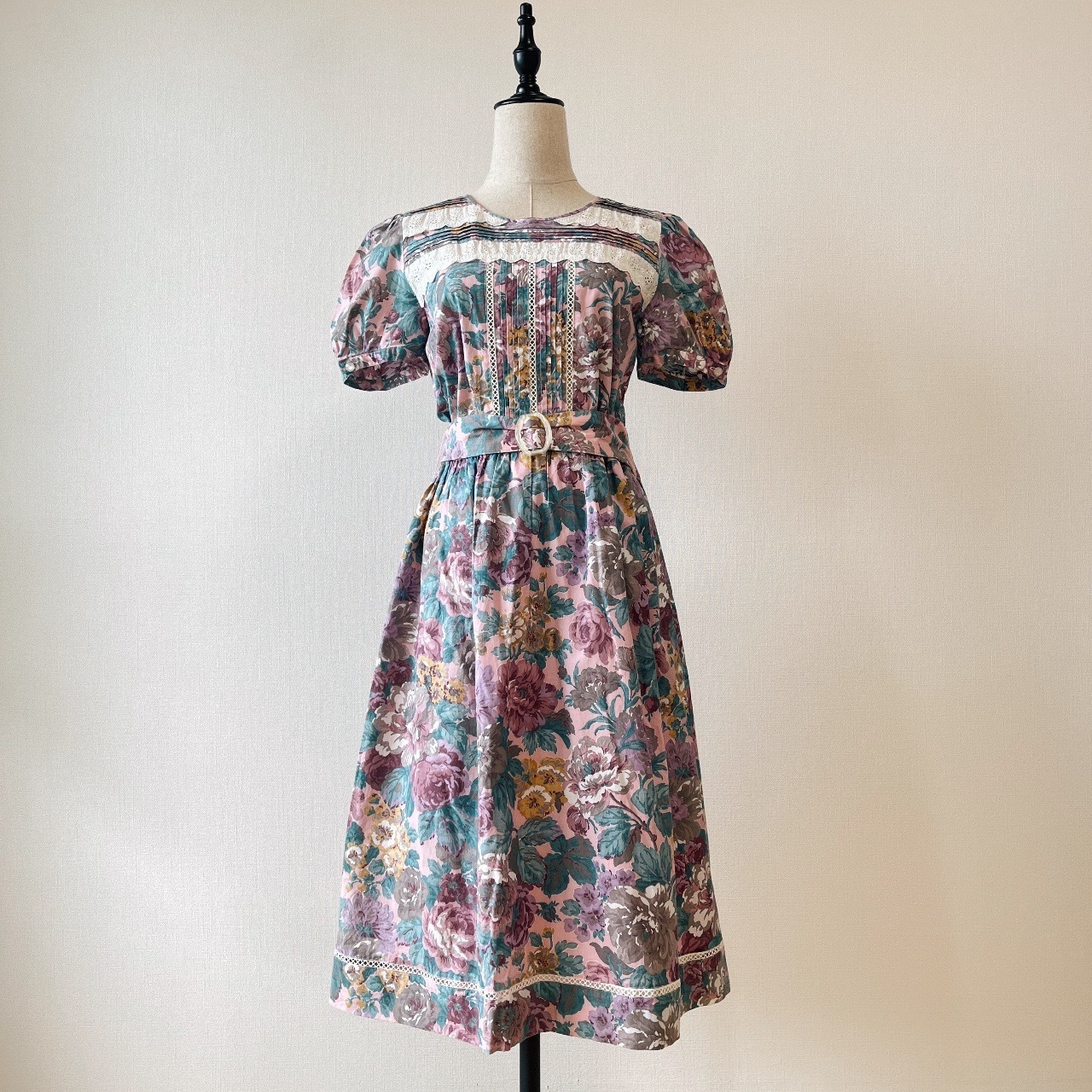 馬里邑粉紅色綿質大花連身裙