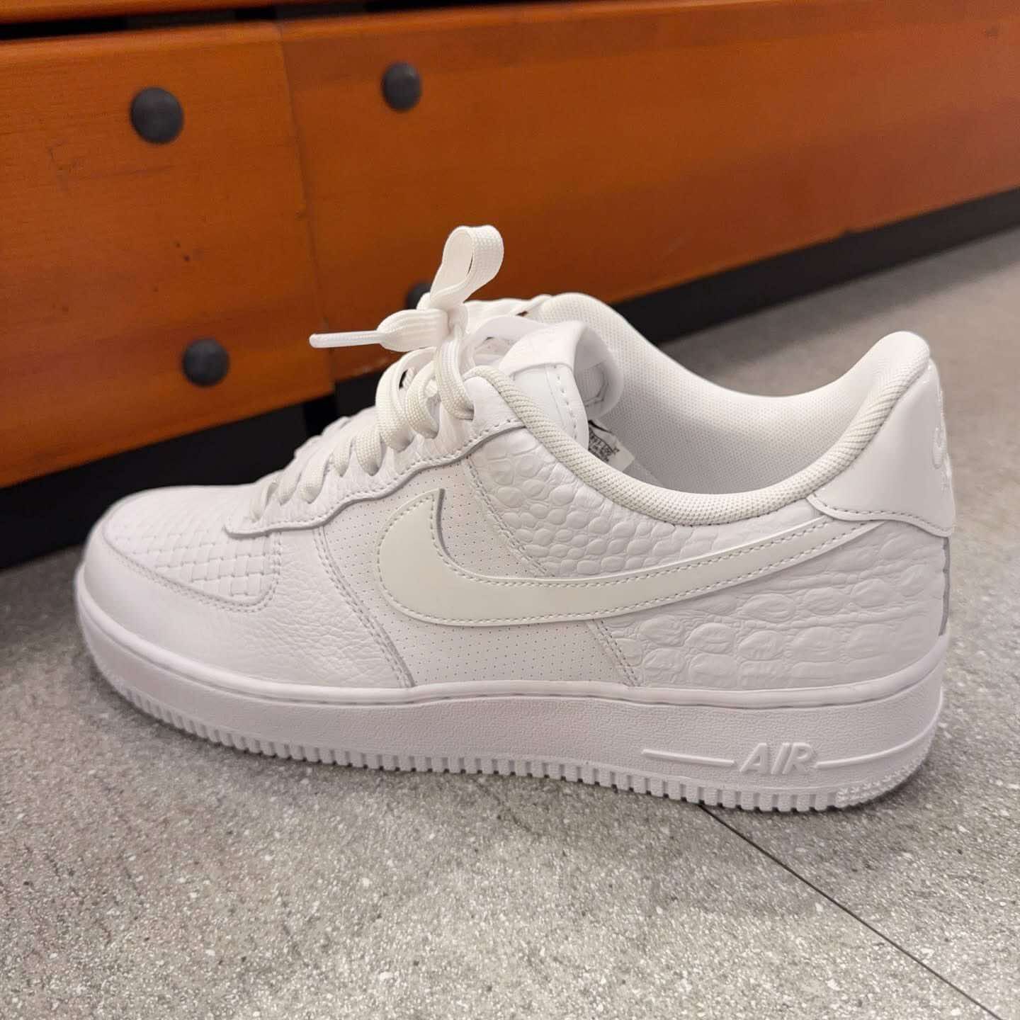 NIKE AIR FORCE 1 '07 LX白鱷魚 編織 HF2893-100